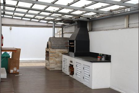 Apartamento para alugar com 130m², 4 quartos e 1 vagaChurrasqueira