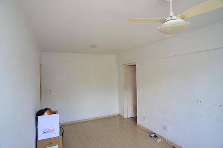 Sala de apartamento para alugar com 2 quartos, 55m² em Itanhangá, Rio de Janeiro