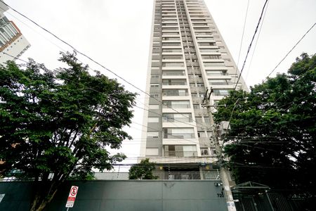 Apartamento à venda com 75m², 2 quartos e 1 vaga Apartamento à venda com 75m², 2 quartos e 1 vagaFachada