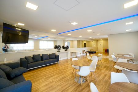 Apartamento à venda com 75m², 2 quartos e 1 vaga Apartamento à venda com 75m², 2 quartos e 1 vagaSalão de festas