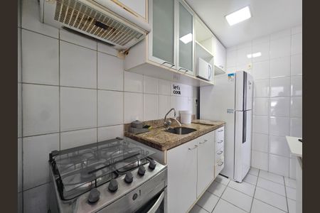 Apartamento para alugar com 62m², 2 quartos e 1 vagaCozinha