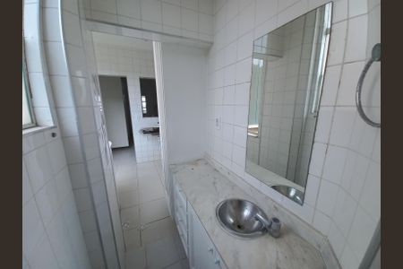 Apartamento para alugar com 372m², 5 quartos e 3 vagasBanheiro de serviço