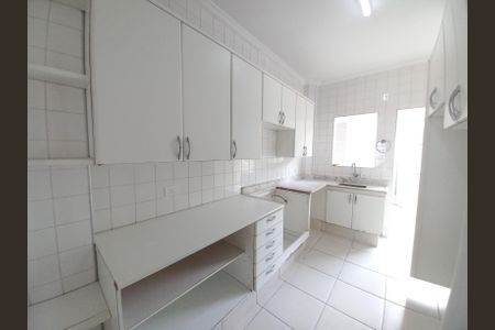 Apartamento para alugar com 372m², 5 quartos e 3 vagasCozinha