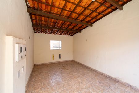 Casa para alugar com 250m², 3 quartos e 1 vaga Casa para alugar com 250m², 3 quartos e 1 vagaGARAGEM