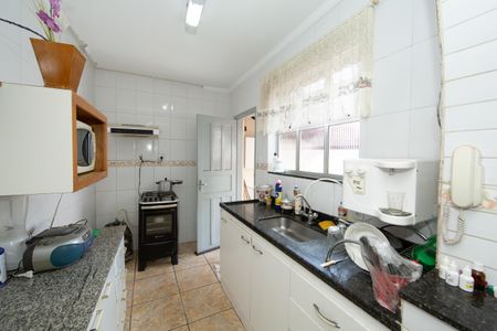 Casa para alugar com 250m², 3 quartos e 1 vaga Casa para alugar com 250m², 3 quartos e 1 vagaCOZINHA