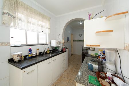 Casa para alugar com 250m², 3 quartos e 1 vaga Casa para alugar com 250m², 3 quartos e 1 vagaCOZINHA