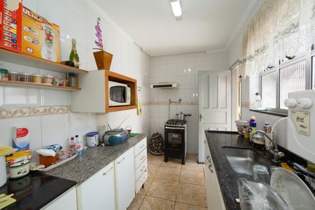 Casa para alugar com 250m², 3 quartos e 1 vaga Casa para alugar com 250m², 3 quartos e 1 vagaCOZINHA