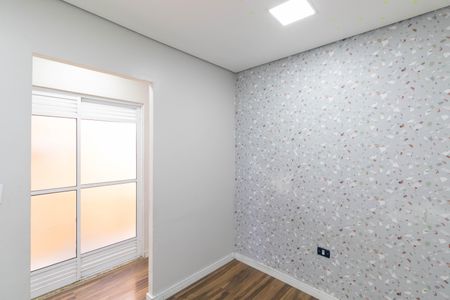 Quarto 1 de casa para alugar com 2 quartos, 50m² em Jardim Maringa, São Paulo