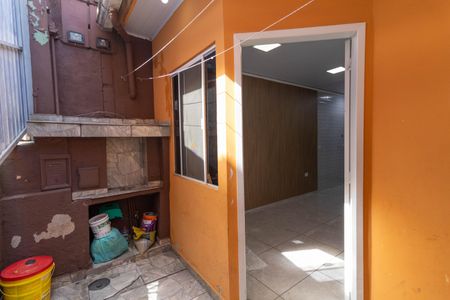 Casa para alugar com 50m², 2 quartos e sem vagaQuintal