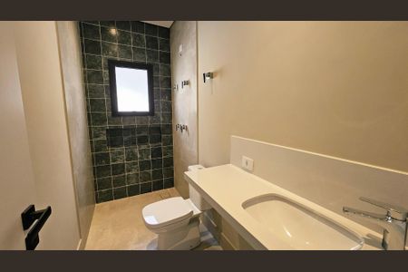 Casa de condomínio à venda com 260m², 3 quartos e 4 vagas Casa de condomínio à venda com 260m², 3 quartos e 4 vagasBanheiro da Suíte