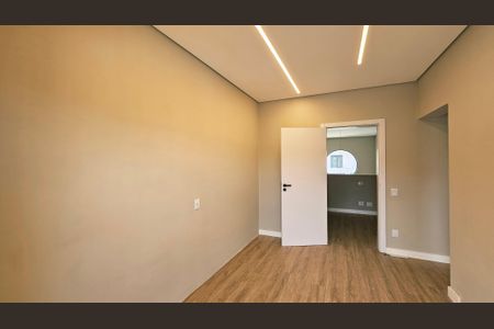 Casa de condomínio à venda com 260m², 3 quartos e 4 vagasQuarto 3 - Suíte