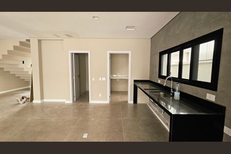 Cozinha de casa de condomínio à venda com 3 quartos, 260m² em Loteamento Residencial Brisas da Mata, Jundiaí