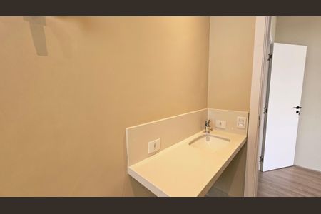 Casa de condomínio à venda com 260m², 3 quartos e 4 vagasBanheiro da Suíte