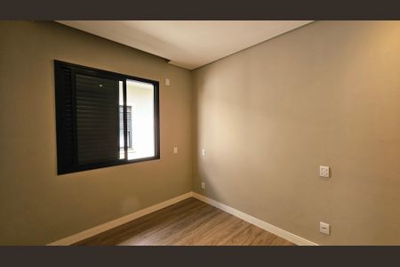 Casa de condomínio à venda com 260m², 3 quartos e 4 vagasQuarto 2 - Suíte