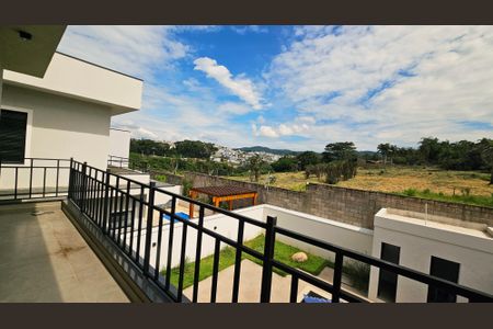 Casa de condomínio à venda com 260m², 3 quartos e 4 vagas Casa de condomínio à venda com 260m², 3 quartos e 4 vagasQuarto 3 - Suíte