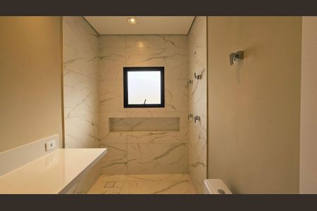 Casa de condomínio à venda com 260m², 3 quartos e 4 vagas Casa de condomínio à venda com 260m², 3 quartos e 4 vagasBanheiro da Suíte 3