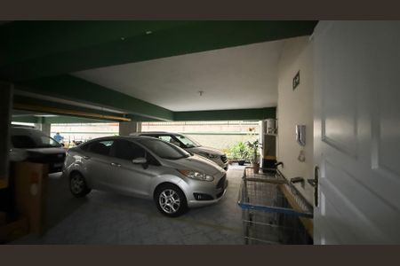 Apartamento para alugar com 56m², 1 quarto e 1 vaga Apartamento para alugar com 56m², 1 quarto e 1 vagaGaragem