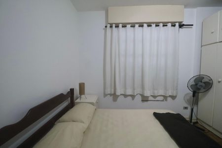 Quarto de apartamento para alugar com 1 quarto, 56m² em Barra Funda, Guarujá