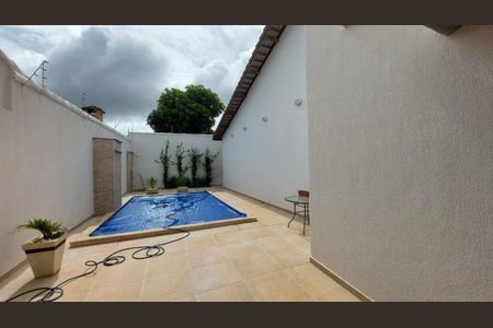 Casa para alugar com 360m², 3 quartos e 4 vagasPiscina