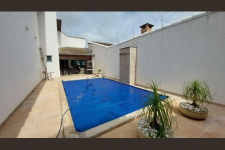 Casa para alugar com 360m², 3 quartos e 4 vagasPiscina