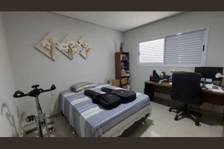 Quarto 3 de casa para alugar com 3 quartos, 360m² em Santa Mônica, Uberlândia