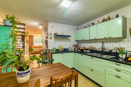 Casa à venda com 2 quartos, 90m² em Vila Paulista, São Paulo