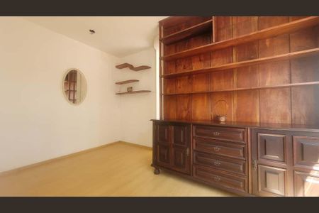 Studio para alugar com 34m², 1 quarto e sem vaga Studio para alugar com 34m², 1 quarto e sem vagaSala