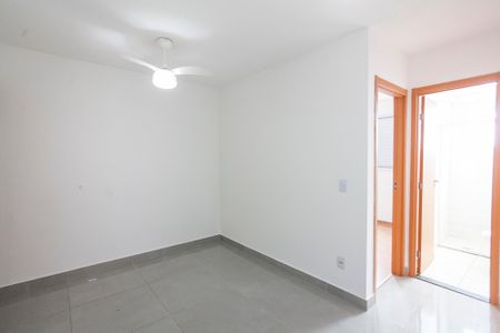 Apartamento para alugar com 2 quartos, 45m² em Laranjeiras, Uberlândia