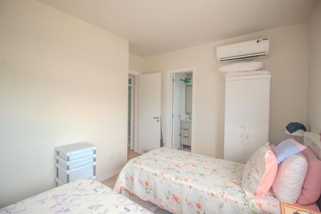 Apartamento à venda com 67m², 2 quartos e 2 vagas Apartamento à venda com 67m², 2 quartos e 2 vagasSuite