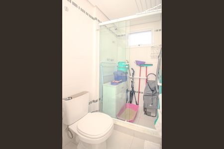 Apartamento à venda com 67m², 2 quartos e 2 vagas Apartamento à venda com 67m², 2 quartos e 2 vagasBanheiro da Suíte