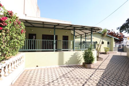 Apartamento à venda com 73m², 2 quartos e 1 vagaÁrea comum