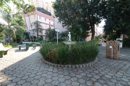 Apartamento à venda com 73m², 2 quartos e 1 vagaÁrea comum