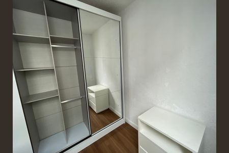 Quarto 2 de apartamento para alugar com 2 quartos, 39m² em Jardim Petropolis, Cotia