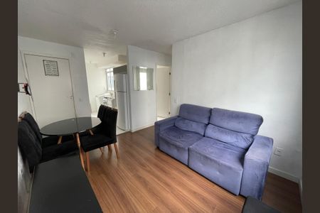 Sala de apartamento para alugar com 2 quartos, 39m² em Jardim Petropolis, Cotia