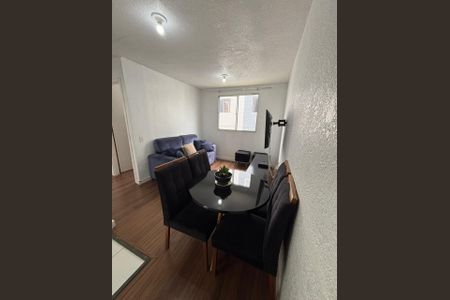 Sala de apartamento para alugar com 2 quartos, 39m² em Jardim Petropolis, Cotia