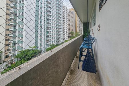 varanda de apartamento para alugar com 1 quarto, 58m² em Centro, Guarujá
