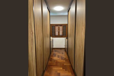 Quarto de casa à venda com 3 quartos, 500m² em Cursino, São Paulo