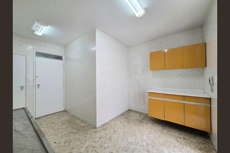 Apartamento para alugar com 90m², 2 quartos e 1 vagaCozinha