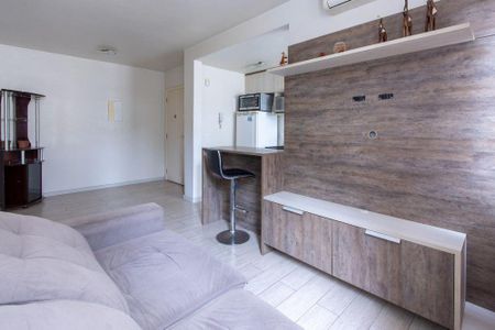 Sala  de apartamento para alugar com 2 quartos, 49m² em Cristal, Porto Alegre