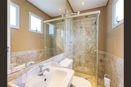 Casa à venda com 3 quartos, 432m² em Jardim Silvia (Zona Oeste), São Paulo