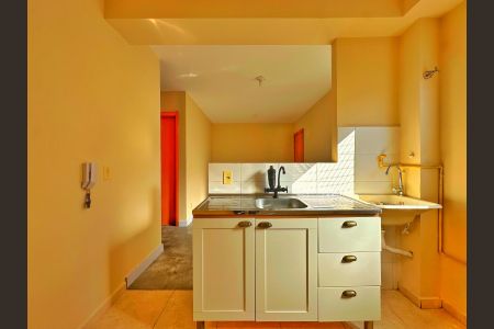 Cozinha de apartamento à venda com 2 quartos, 42m² em Santo Andre, São Leopoldo