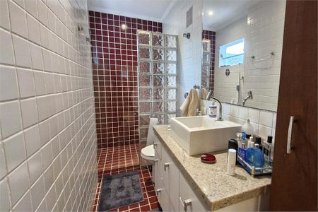 Casa à venda com 3 quartos, 180m² em Itaim Bibi, São Paulo