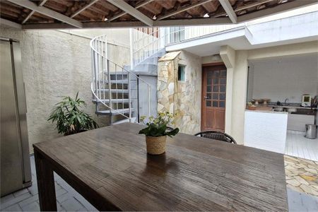 Casa à venda com 3 quartos, 180m² em Itaim Bibi, São Paulo