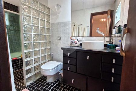 Casa à venda com 3 quartos, 180m² em Itaim Bibi, São Paulo