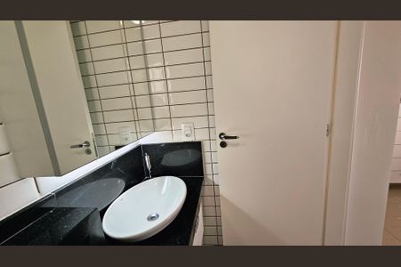 Apartamento para alugar com 66m², 3 quartos e 1 vaga