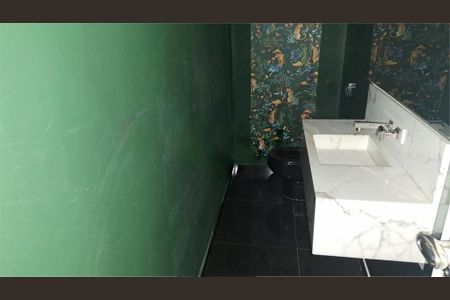 Casa à venda com 300m², 4 quartos e 6 vagas