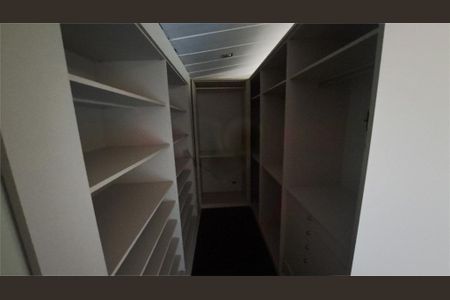 Casa à venda com 300m², 4 quartos e 6 vagas