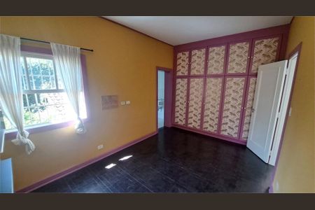 Casa à venda com 300m², 4 quartos e 6 vagas