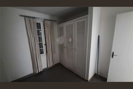 Casa à venda com 300m², 4 quartos e 6 vagas