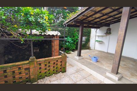 Casa para alugar com 300m², 5 quartos e 8 vagas Casa para alugar com 300m², 5 quartos e 8 vagasÁrea externa